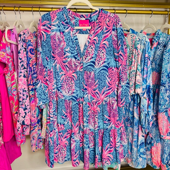 NO FOR SALE Lilly Pulitzer collection there are all NO FOR SALE - Picture 11 of 15